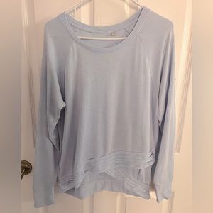 Athleta top size M